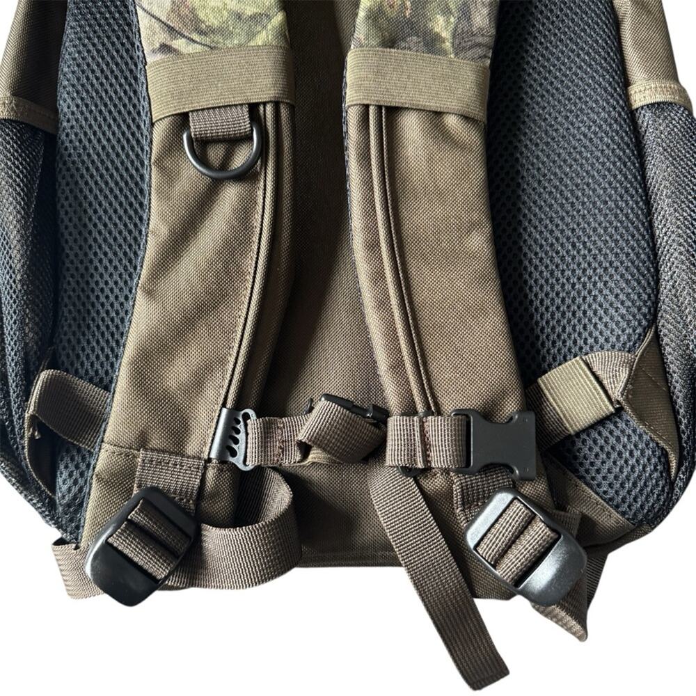 Mossy Oak 20L Hunting Backpack Mossy Oak Country Roots Camouflage Pattern - Picture 5 of 10